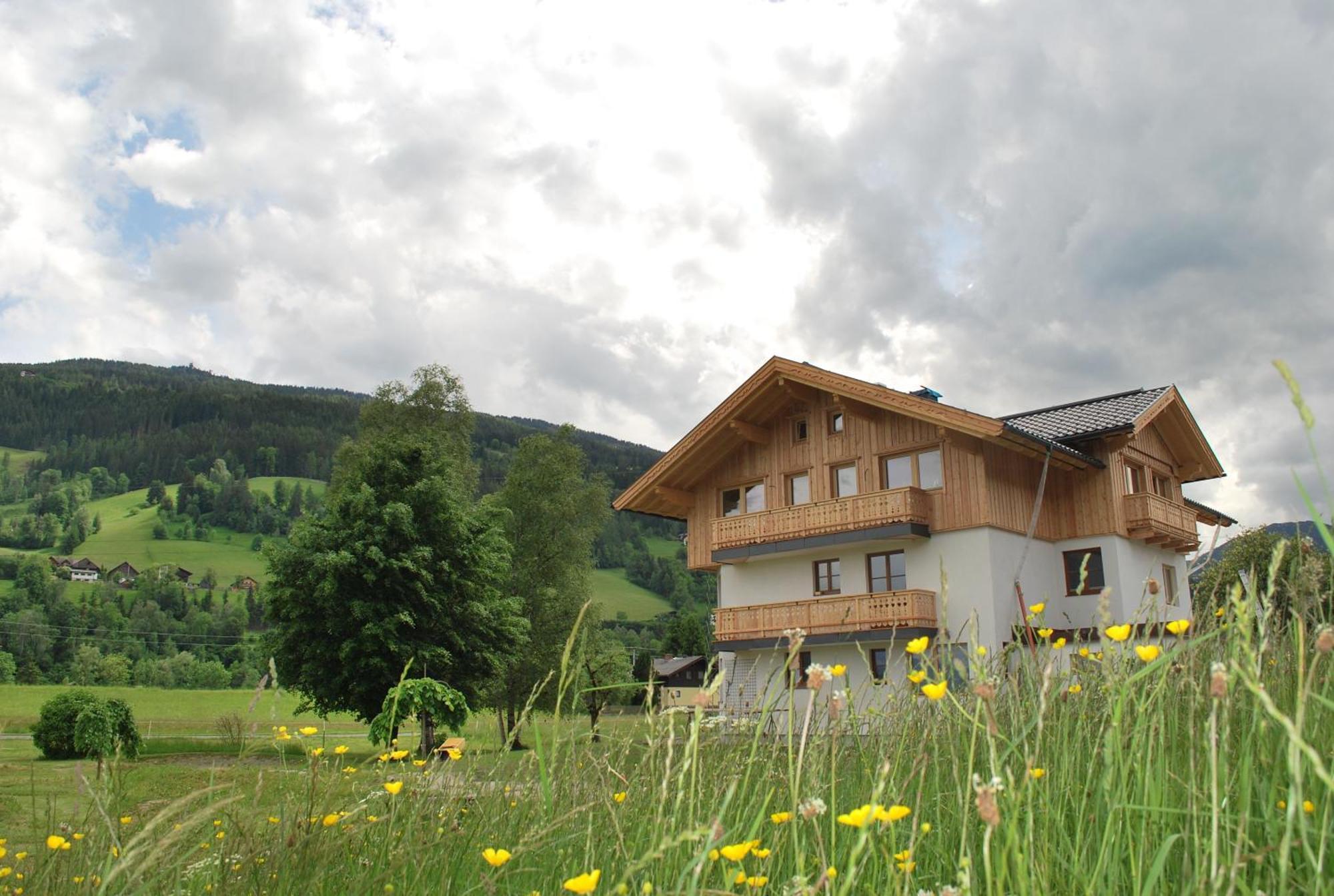 Hinkerhof Guest House Schladming Exterior photo